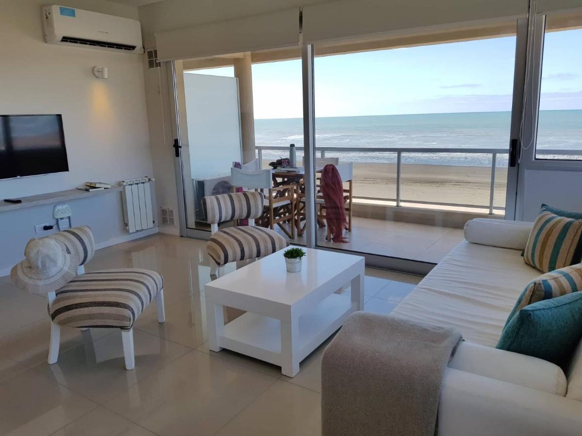 108 Y El Mar - Hotel Tejas Rojas Villa Gesell Exterior foto